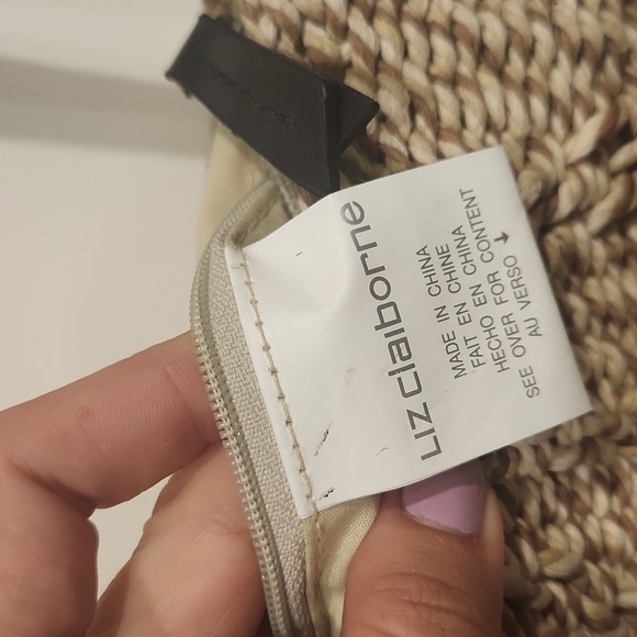 Liz claiborne Woven Tan‎ women's Crossbody Bag - Picture 4 of 6